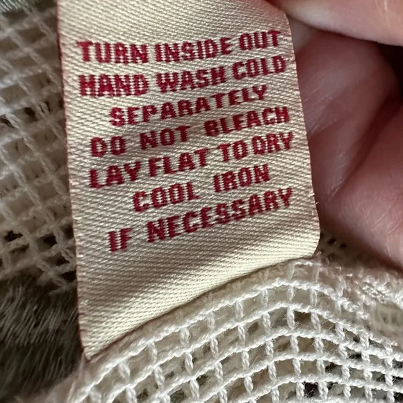 Reba embroidered Floral Cardigan with fringe. Size Large - Picture 6 of 6